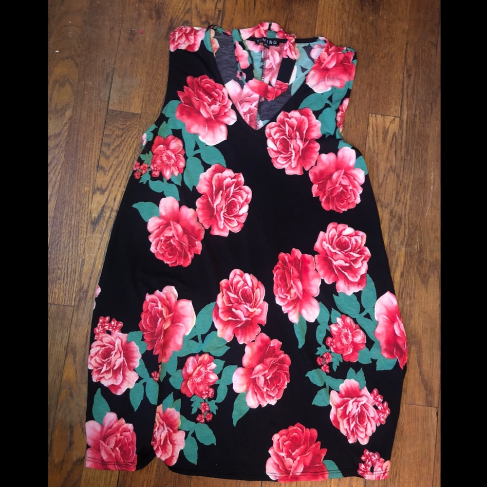 Black dress with red roses